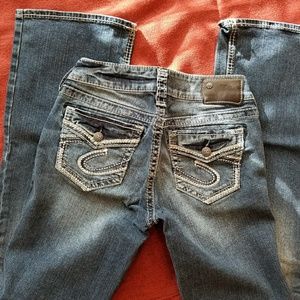 NWOT Silver Suki Jeans